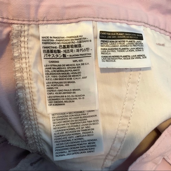 Levi’s Shorts - Picture 5 of 5